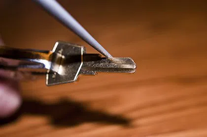 Saugus MA Locksmith Store Saugus, MA 781-917-3565 - broken-key-extraction